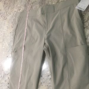 Athleta wander stash jogging pants